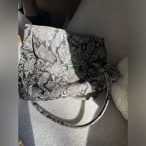 Marc Fisher Black and Cream Snakeskin Shoulder Bag NWOT no wear